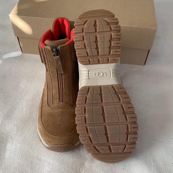 yose waterproof zip boot